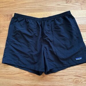 Patagonia Men’s Baggies Shorts - 5 inch” size XL in Black